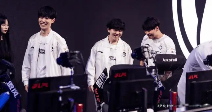 img, 就不叫IG, alt