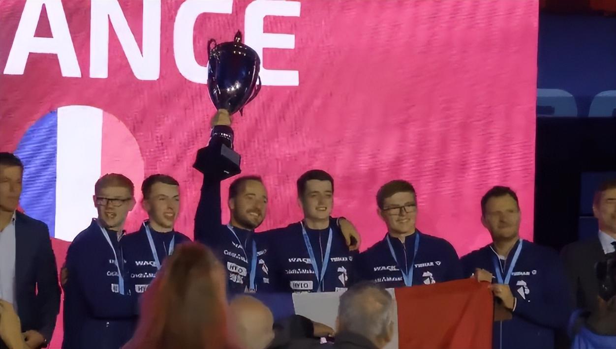 费利克斯, src, 四次拿到欧