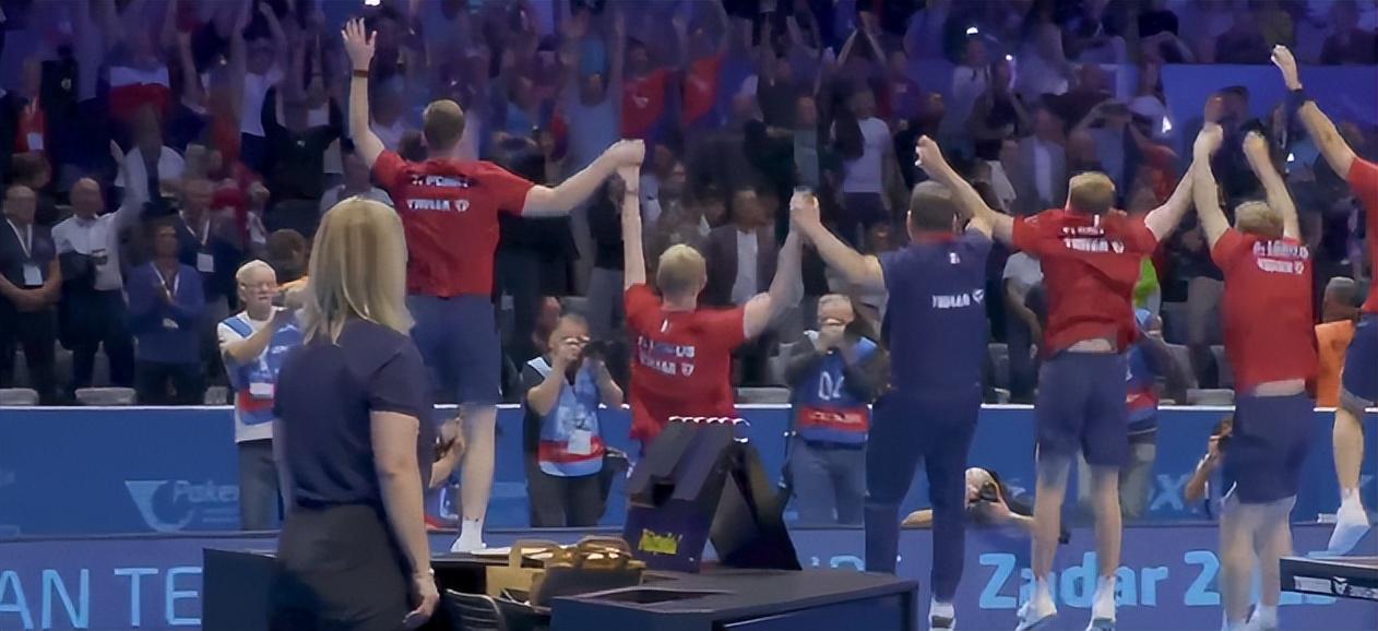 高茨, 横扫罗马尼, 亚历山大