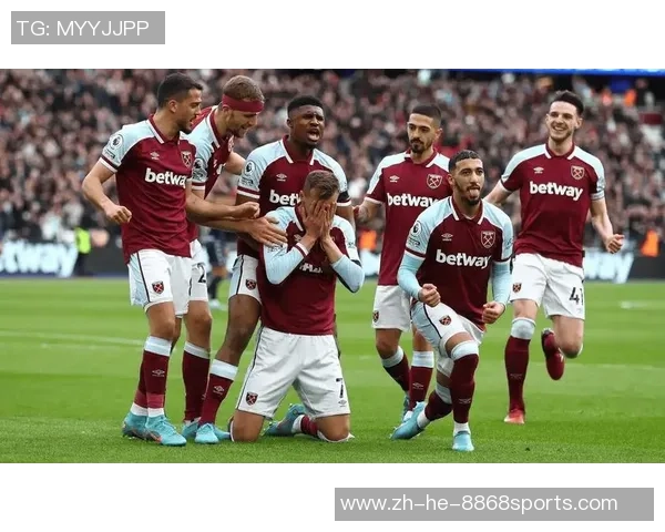 西汉姆联大胜狼队四比零精彩集锦回顾与分析